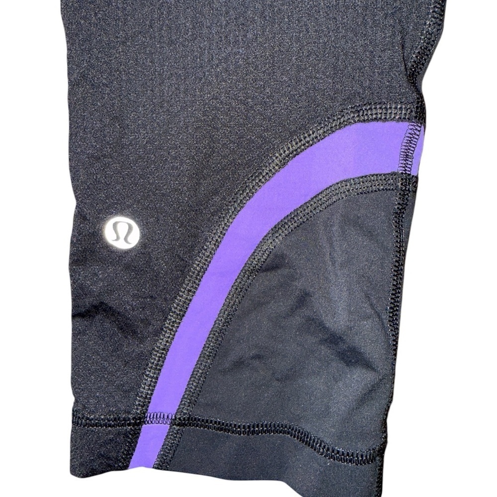Lululemon Black and Purple Leggings 8 - Picture 5 of 5